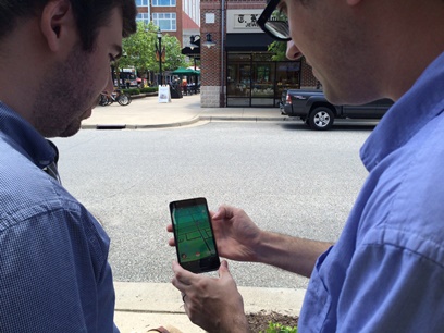 Aaron Preece and William Reuschel play Pokemon GO