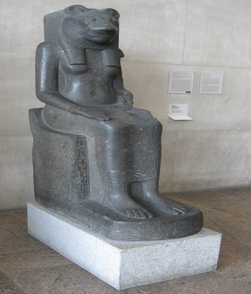 Statue of the goddess Sakhmet